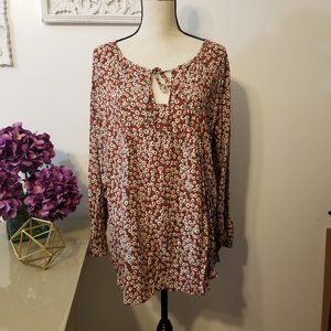 NWT Suzanne Betro Floral Blouse